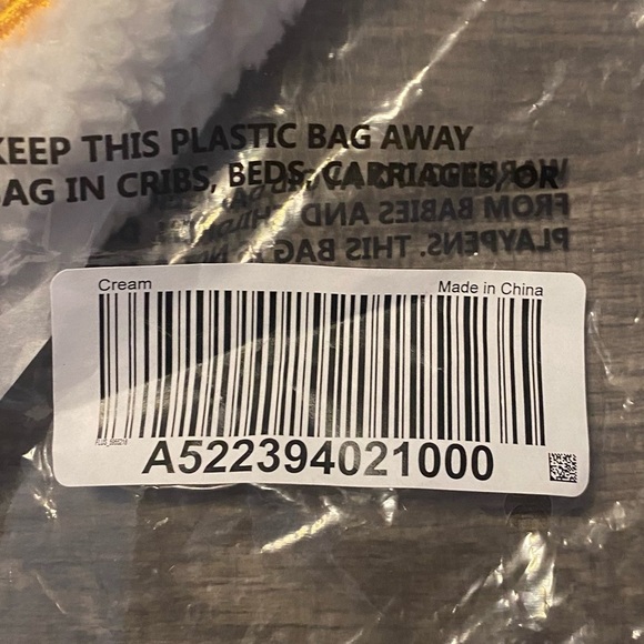 NEW - “As Is" Yellowstone x BumbleBella by Jill Martin Sherpa Beanie. Cream - Picture 4 of 4